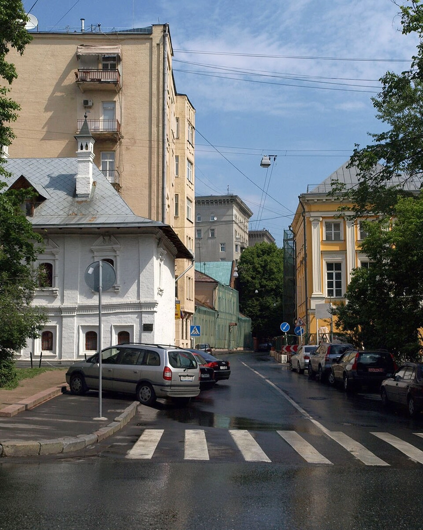 Брюсов переулок