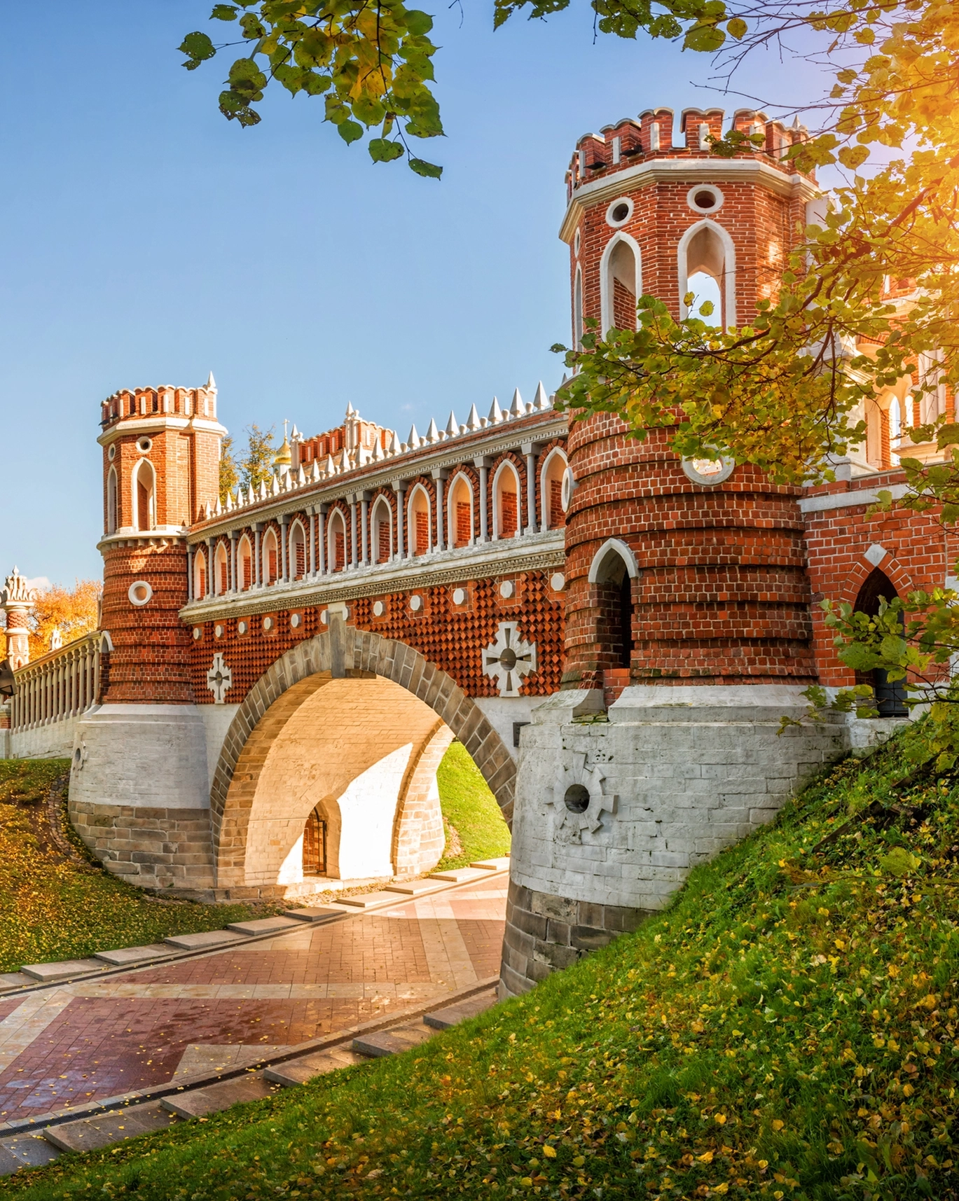 Фигурный мост