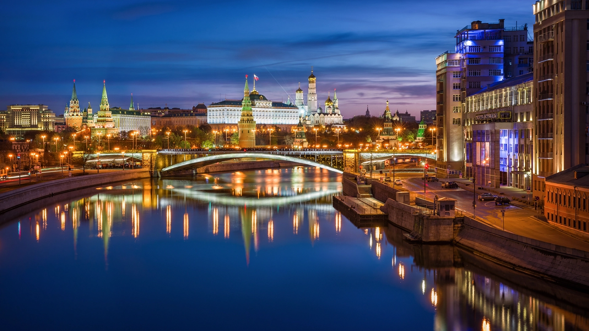 ночная Москва