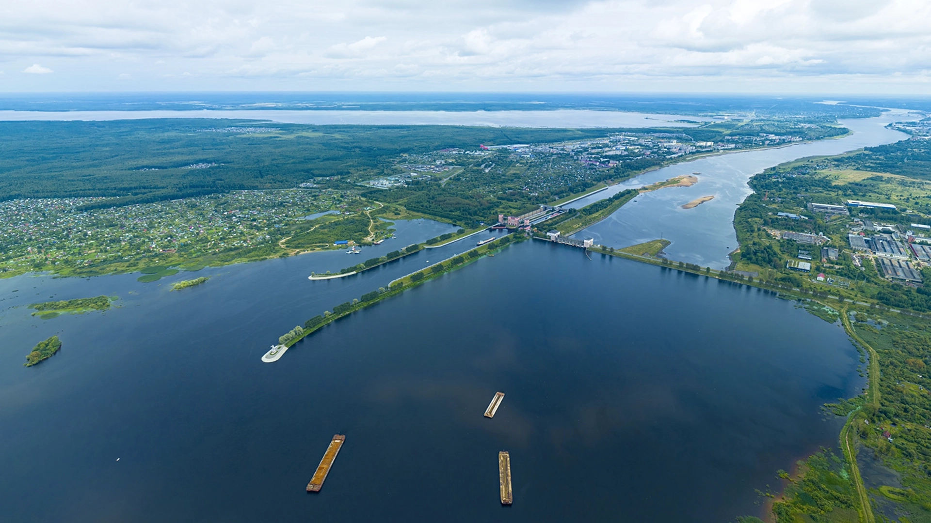 Рыбинское водохранилище