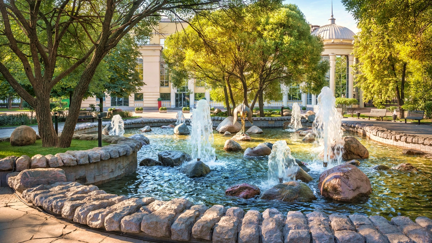 Самый старый, самый мощный, самый высокий- 10 эффектных фонтанов Москвы обложка