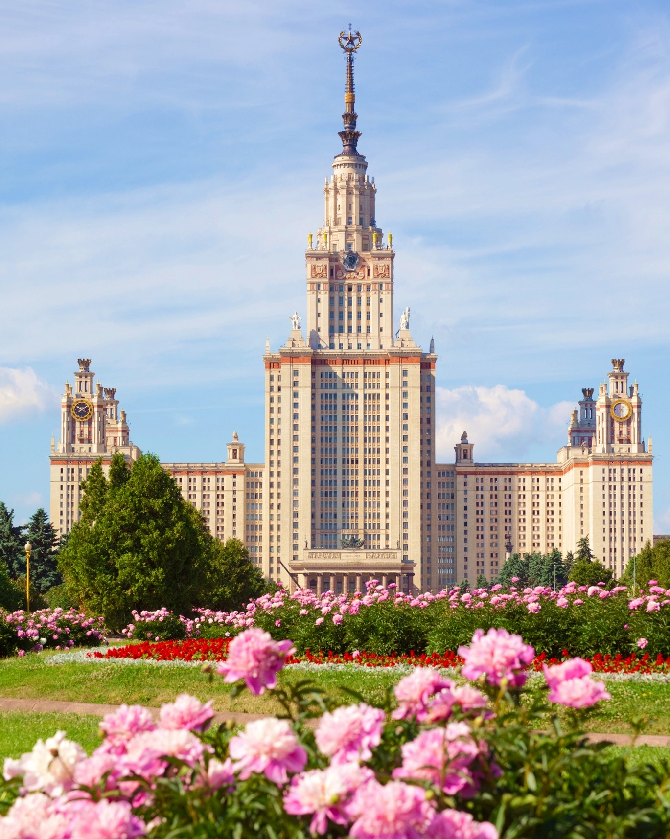 «Сталинские высотки Москвы — мифы и реальность»