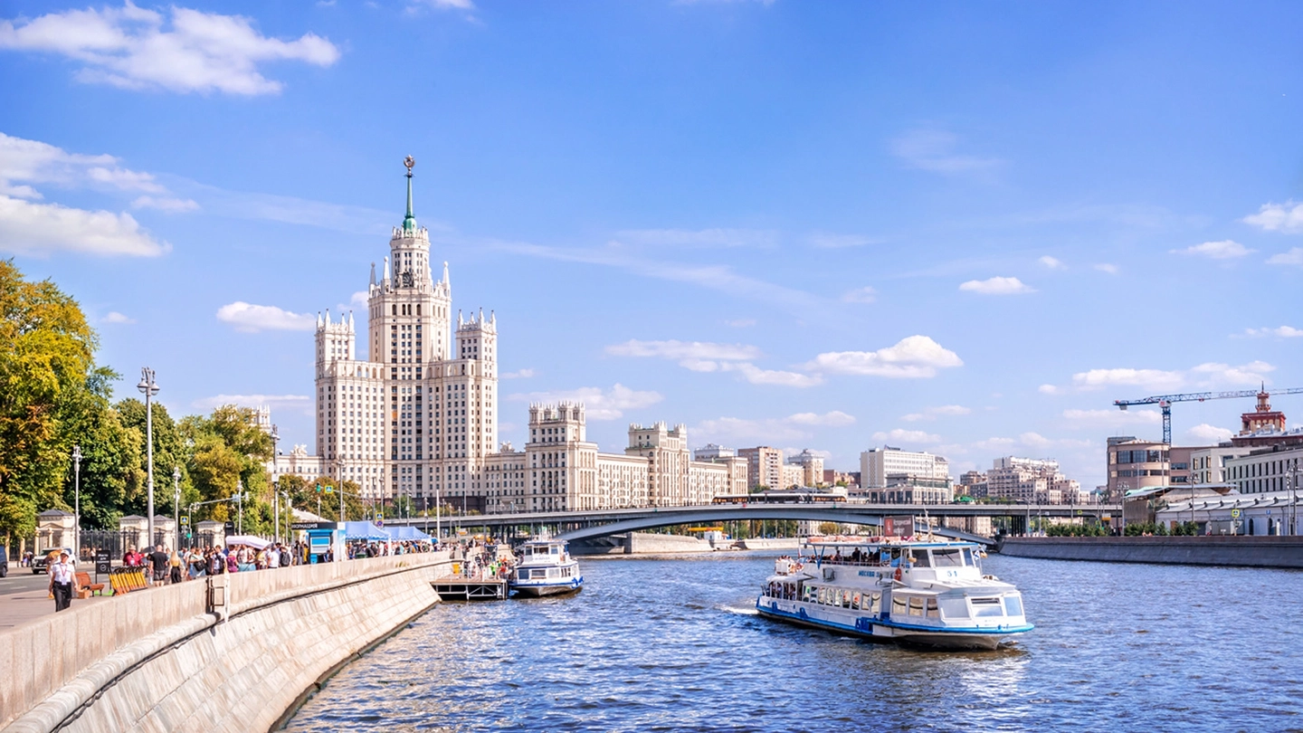 Топ-5 теплоходных маршрутов по Москве-реке- главные летние направления обложка
