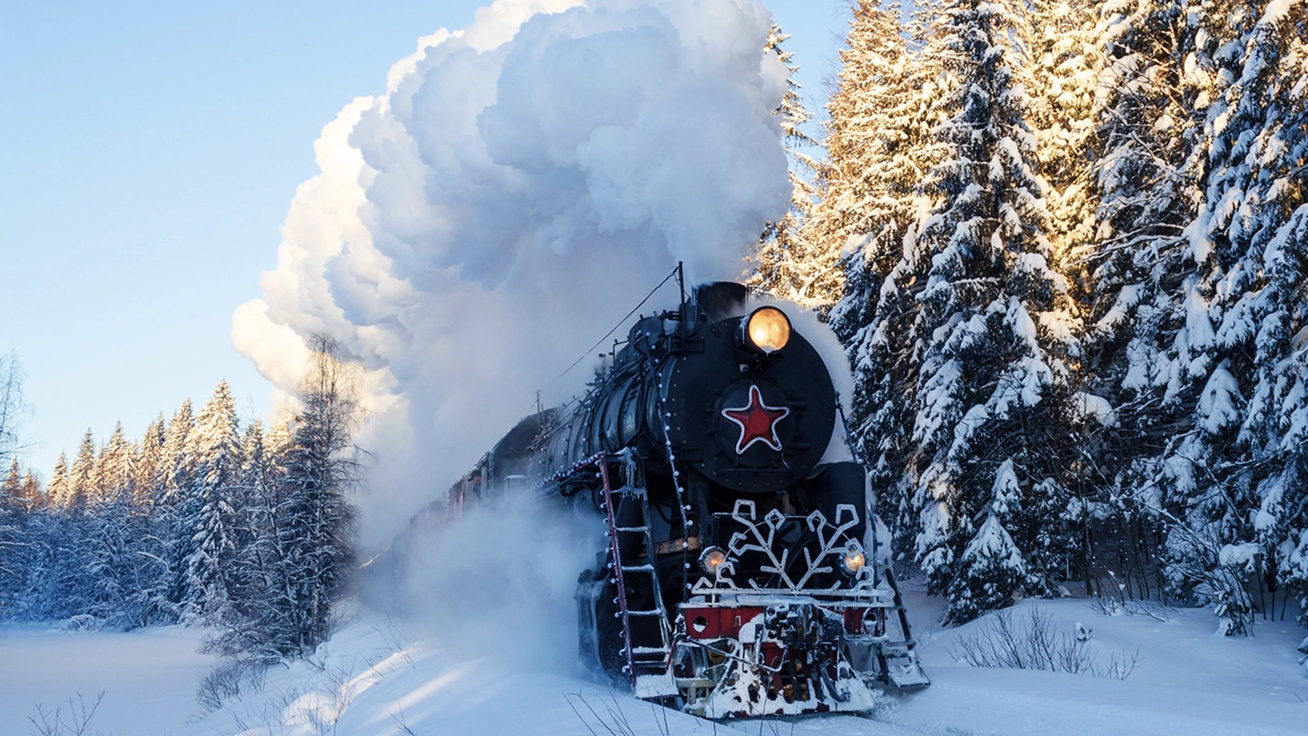 Туристские поезда России- куда отправиться на поезде зимой 2026–2027 годов обложка