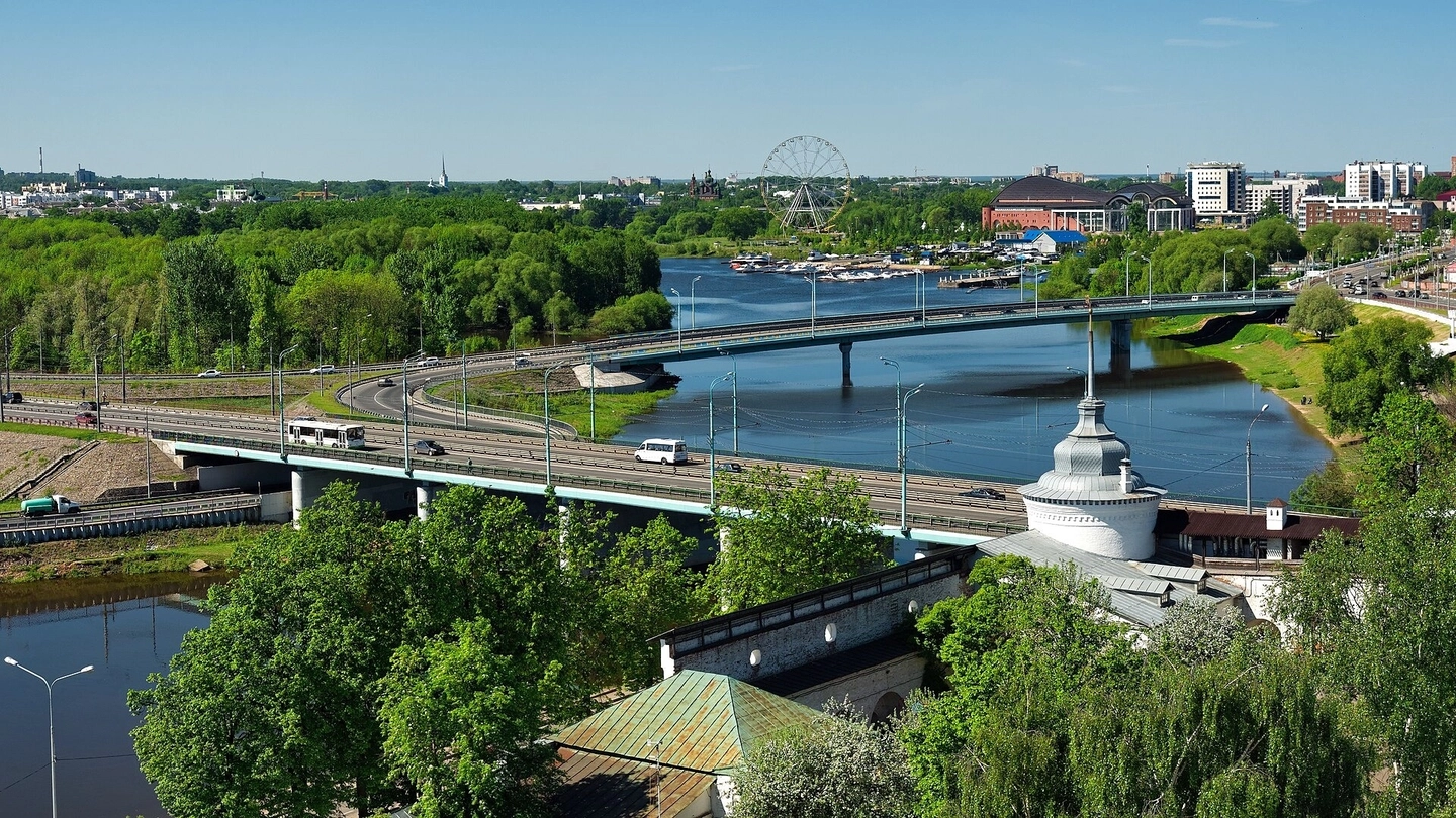 Yaroslavl._Kotorosl_River_P5212801_2200-